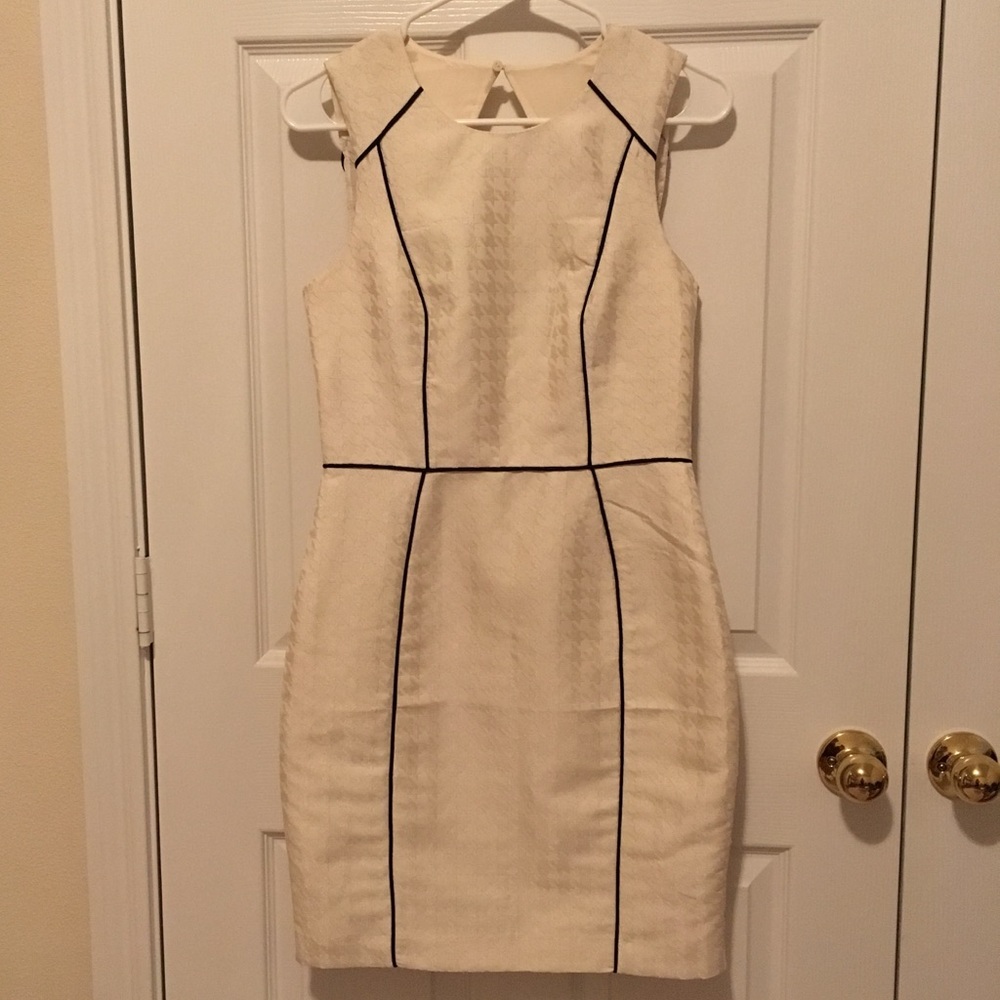 H&M Houndstooth Sheath Dress, Size 6